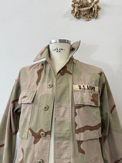 Vintage Us Army Desert Camo Jacket “M”