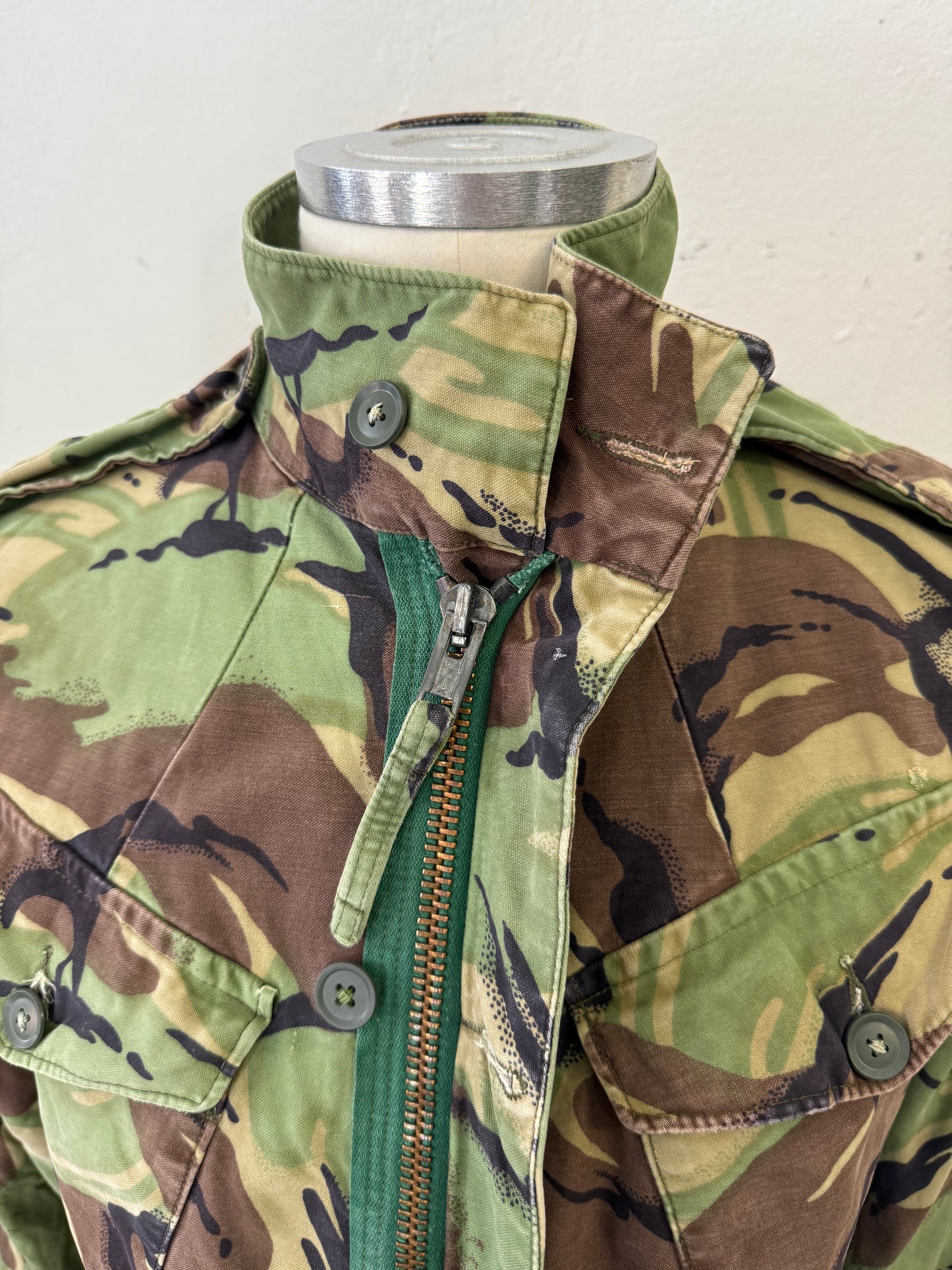 Rare Original British Army Jacket – Falklands War, 1980s “M/L”