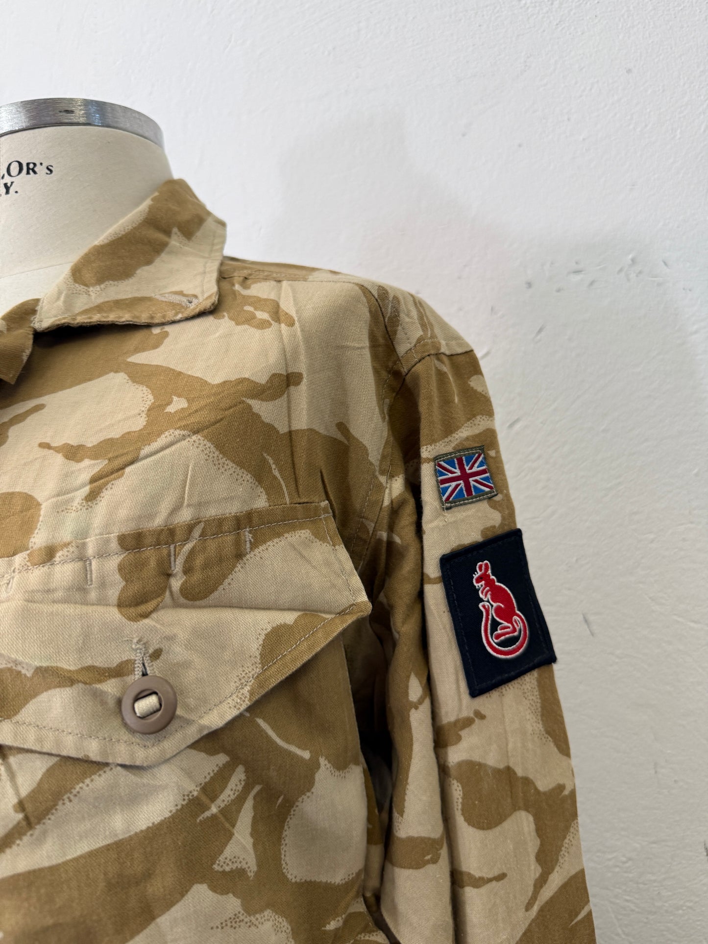 Vintage British Army Dpm Jacket “L”