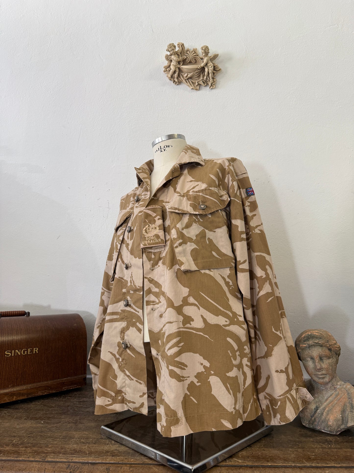 Vintage British Army Dpm Jacket “L/XL”