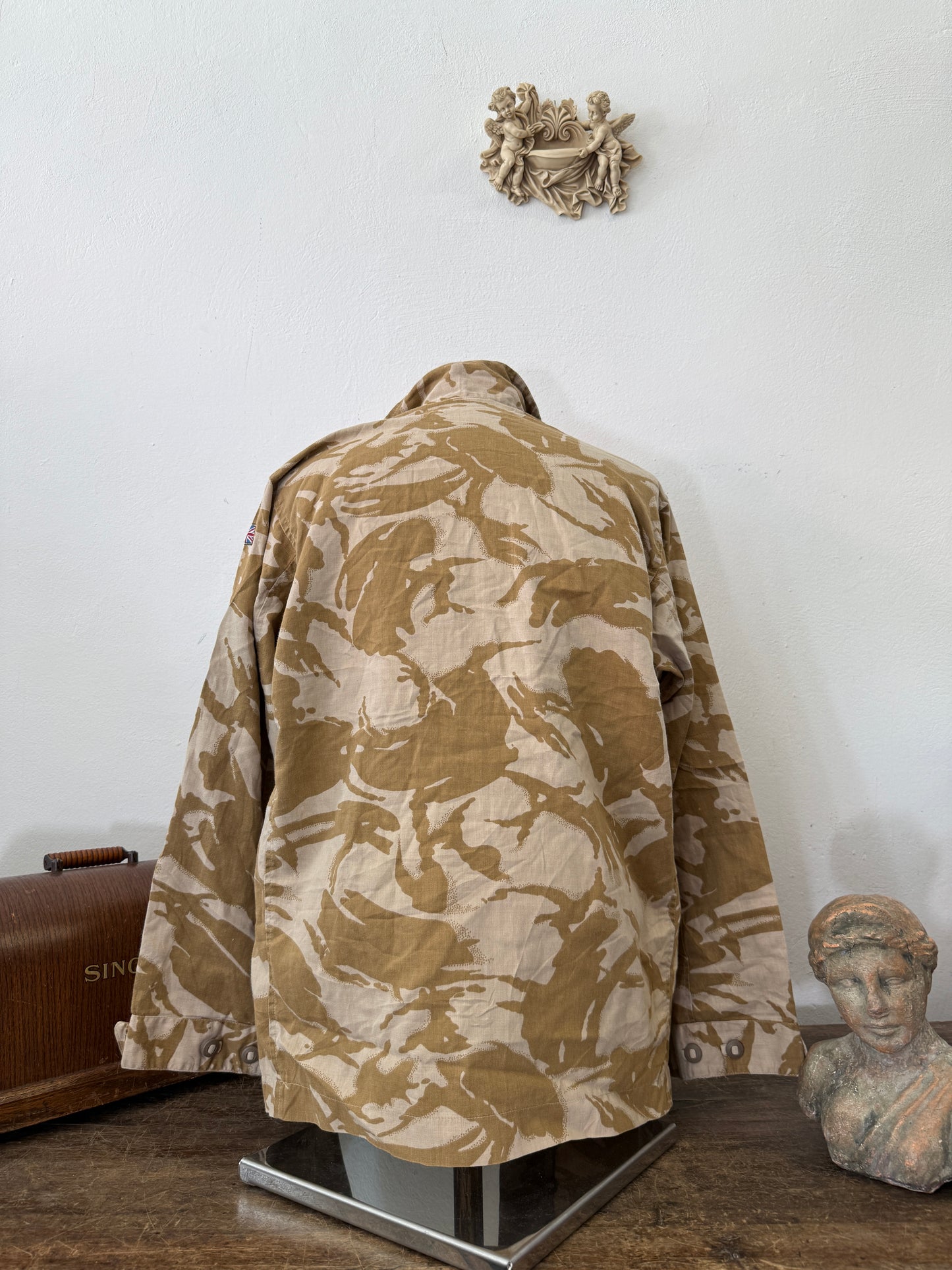 Vintage British Army Dpm Jacket “L/XL”