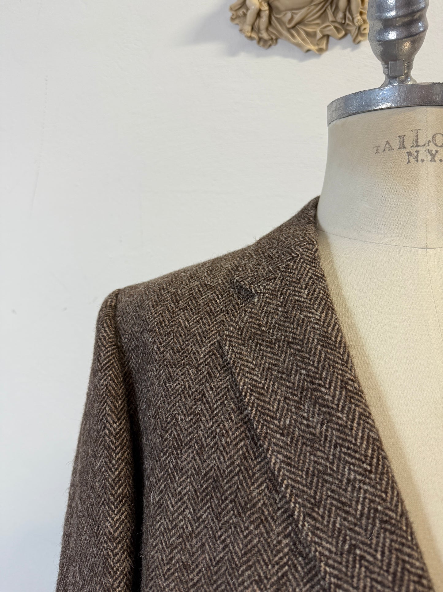 Vintage Wool Harringbone Blazer “XL”