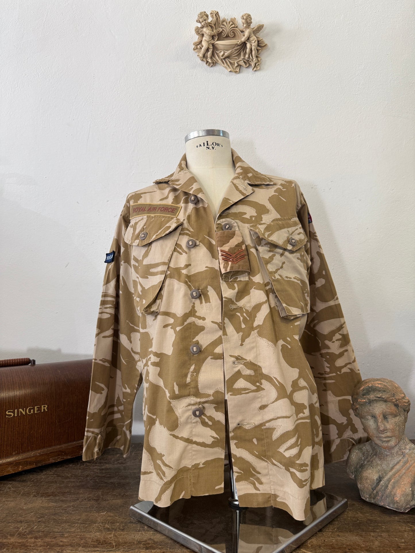 Vintage British Army Dpm Jacket “L”