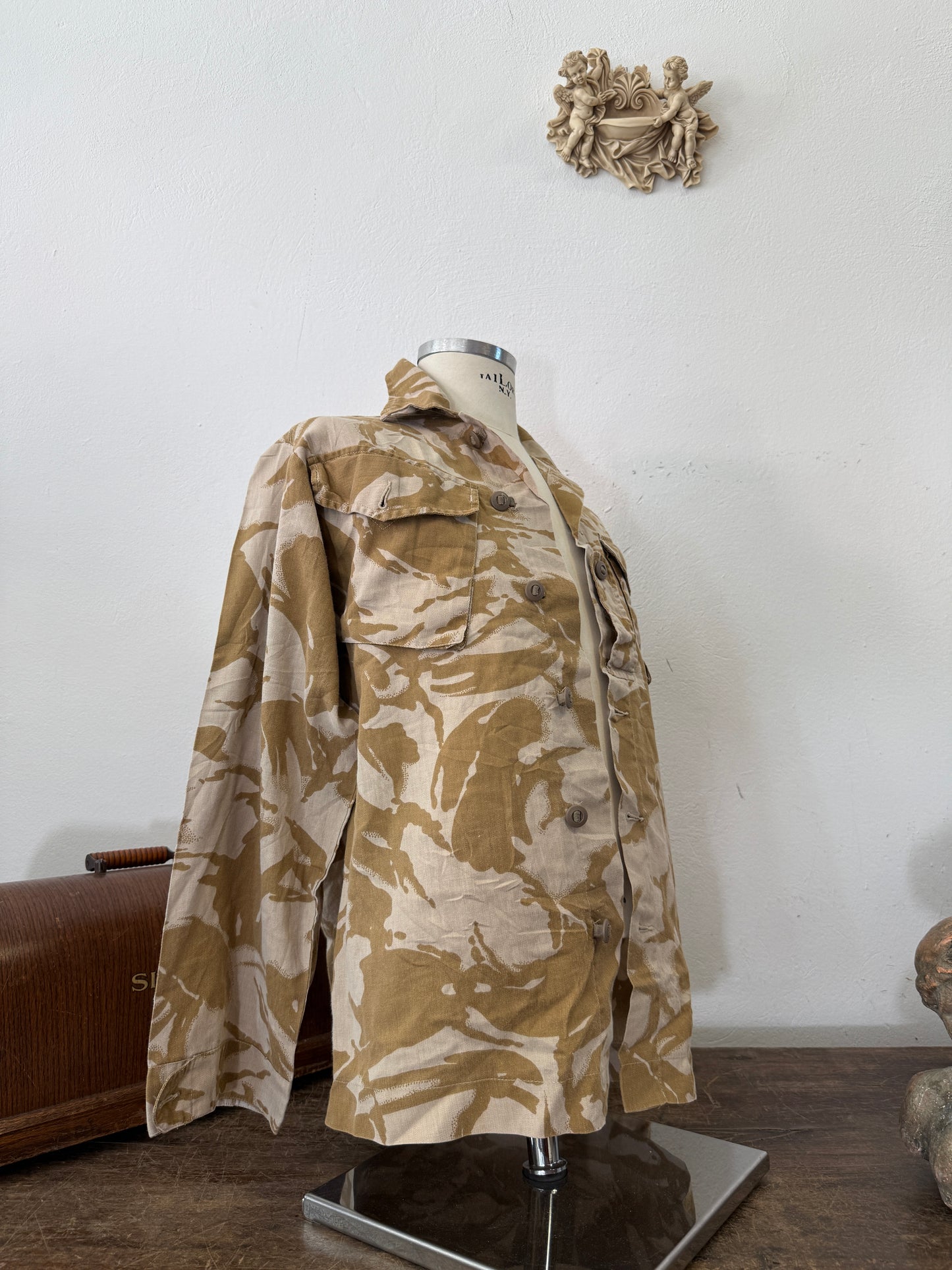 Vintage British Army Dpm Jacket “L”