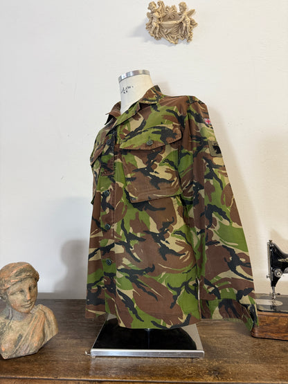 Vintage 90’s British Army Camo Jackets “L”