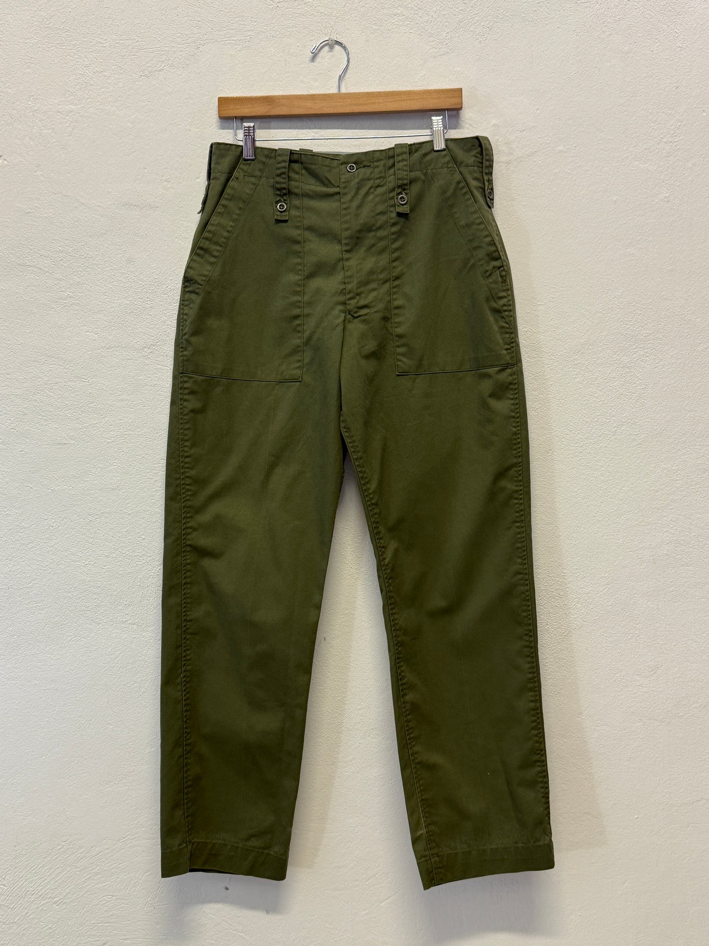 Vintage British Fatigue Army Pants “W32”