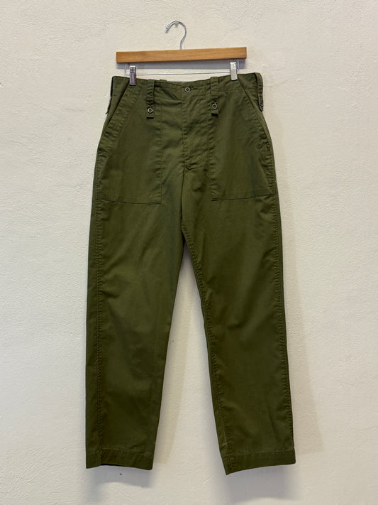 Vintage British Fatigue Army Pants “W32”