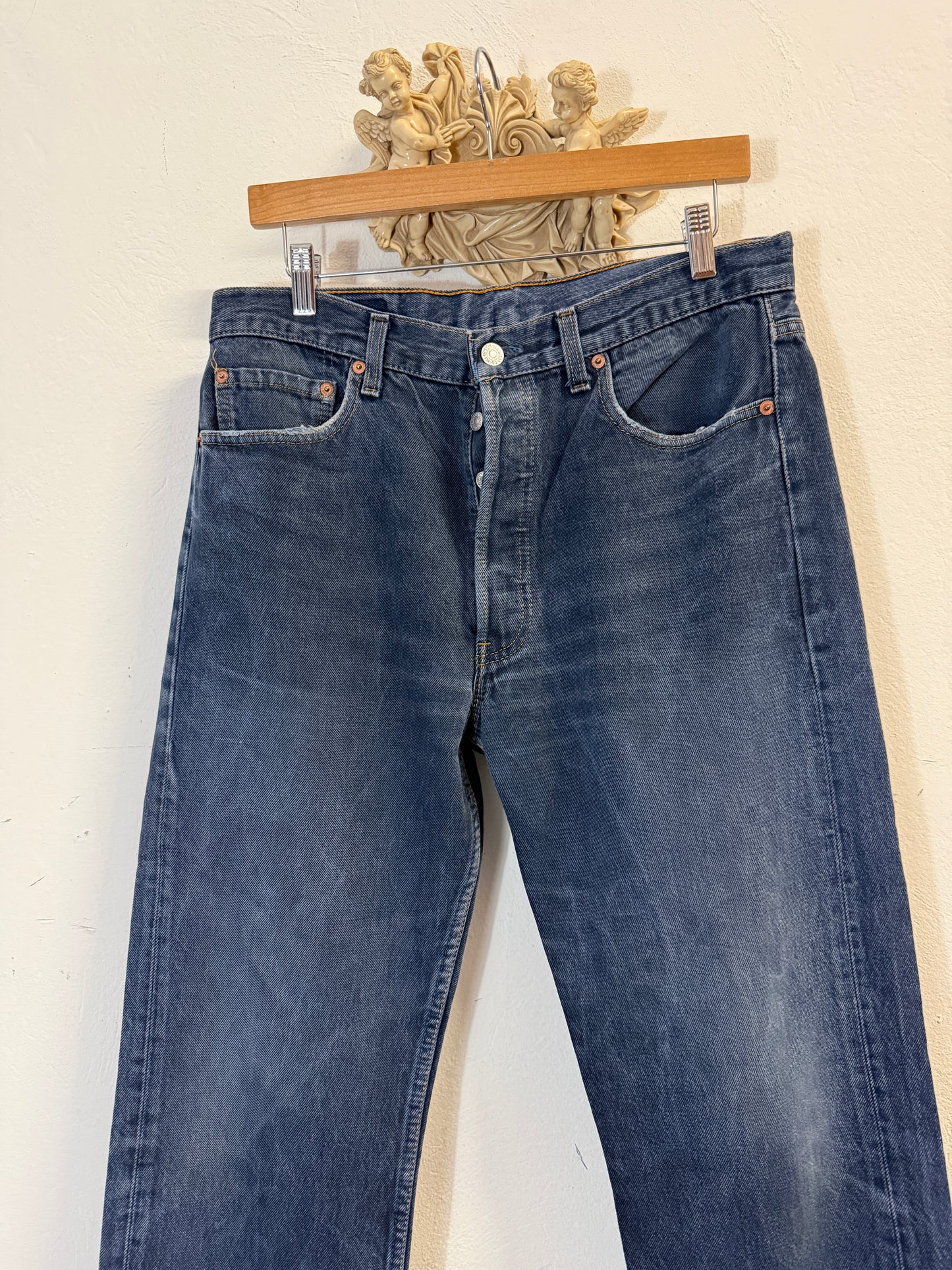 Vintage Levi’s 501 Made in Usa “W33 L30”