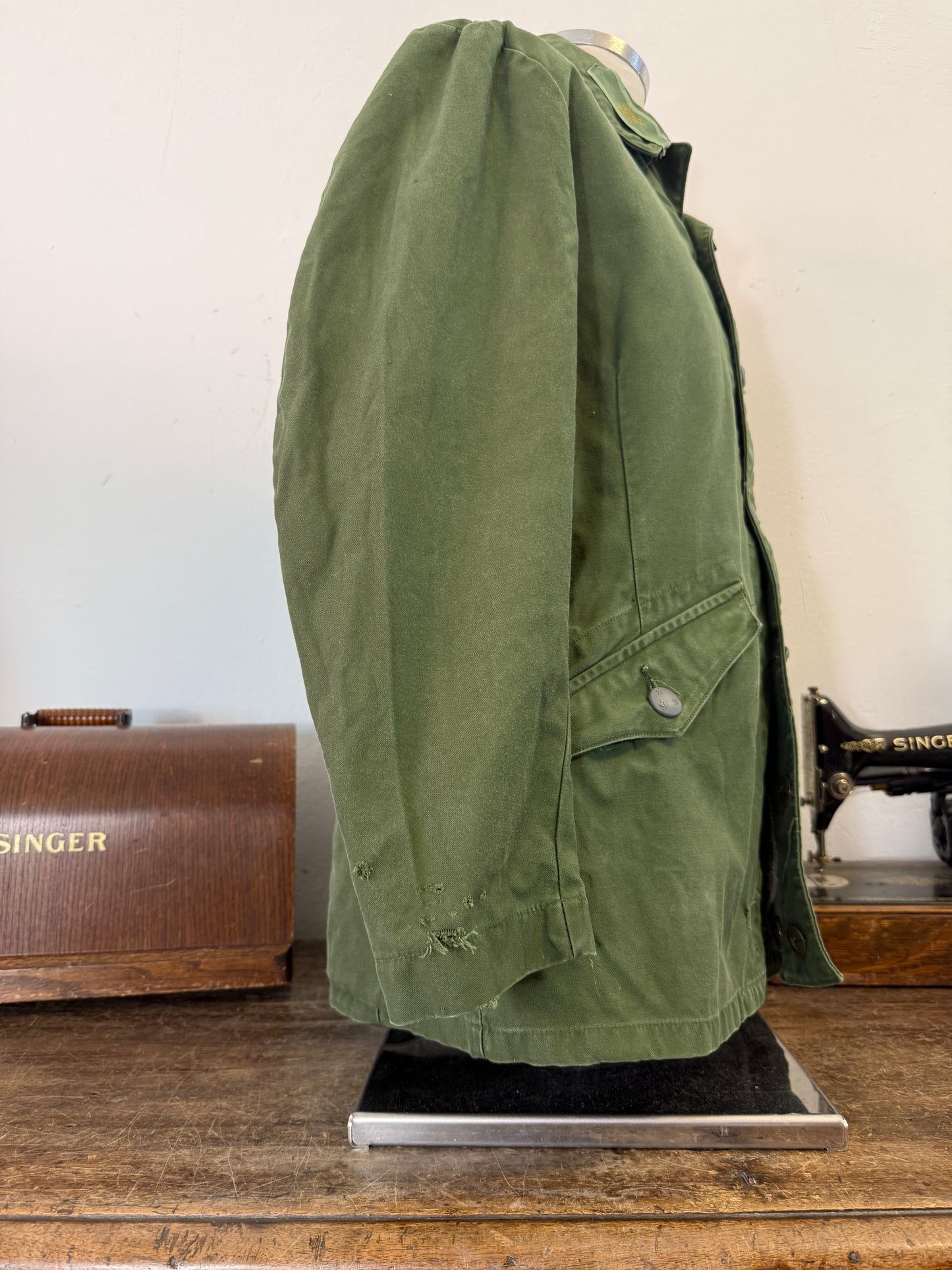 Vintage 70’s Swedish Army Jacket “L”