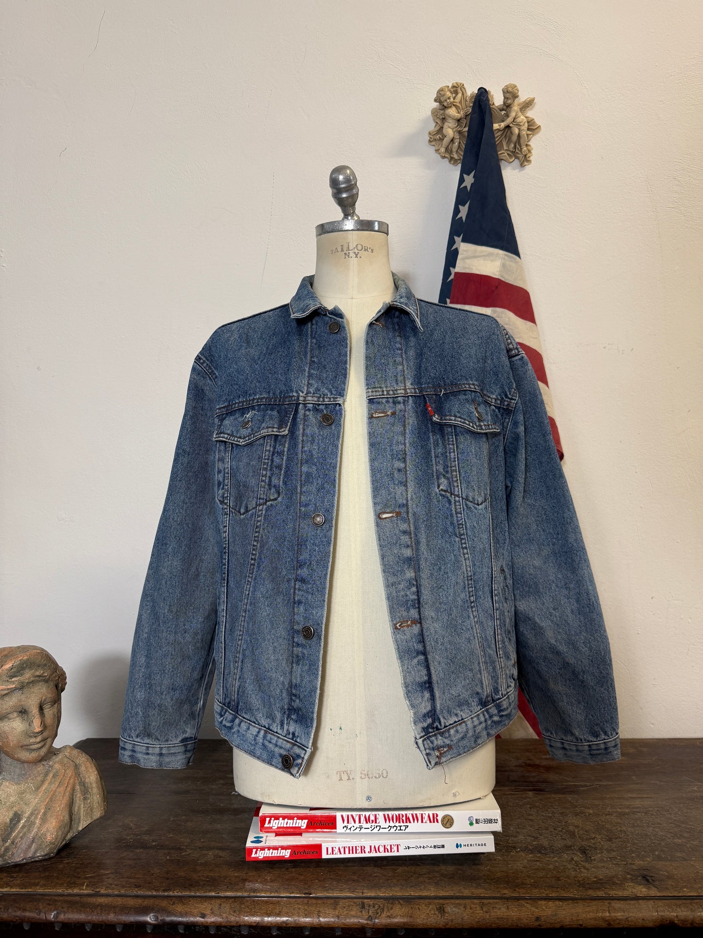 Vintage Levi’s Jacket “L”