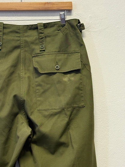 Vintage British Fatigue Army Pants “W34”