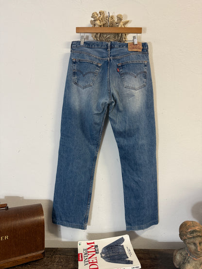 Vintage Levi’s 501 “W33 L32”