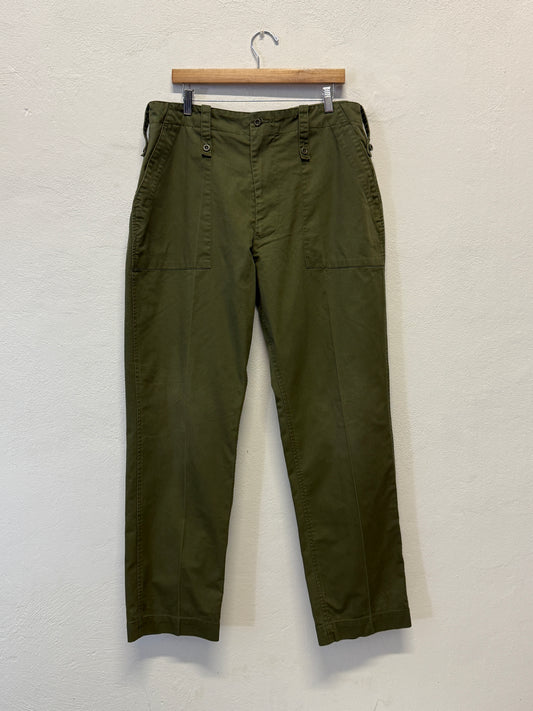 Vintage British Fatigue Army Pants “W36”