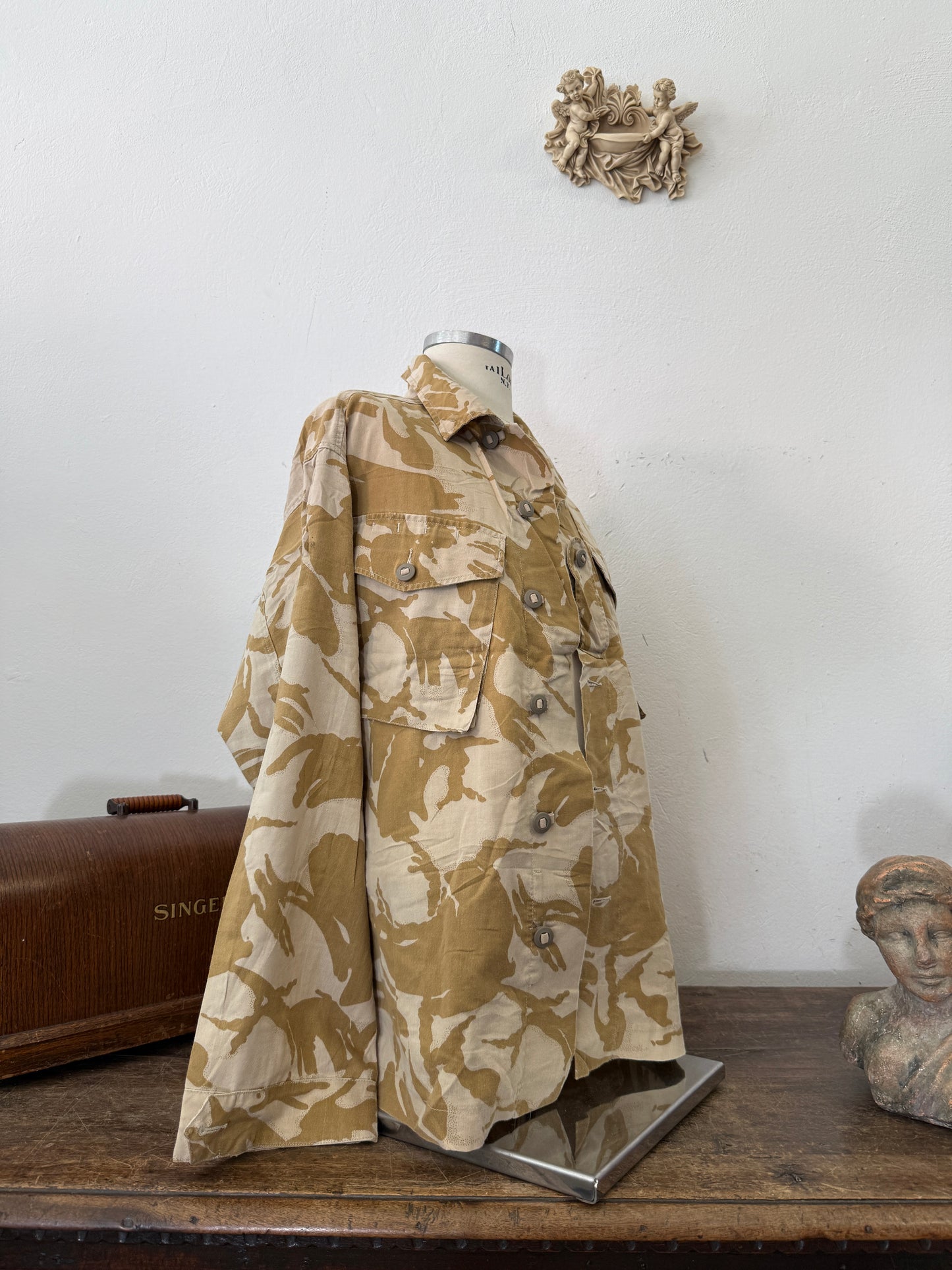 Vintage British Army Dpm Jacket “XL”