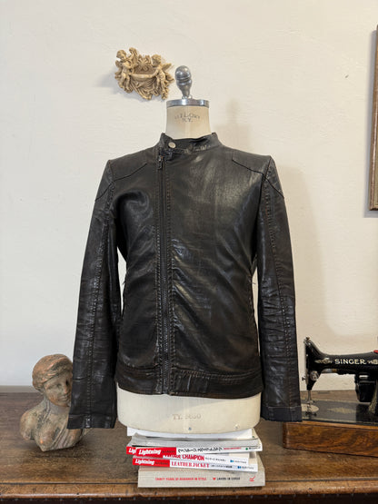 Glossy Leather-Effect Cotton Jacket “M”