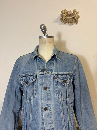 Vintage Levi’s Jacket “M”