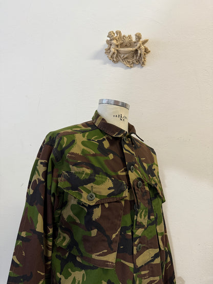 Vintage 90’s British Army Camo Jackets “L”