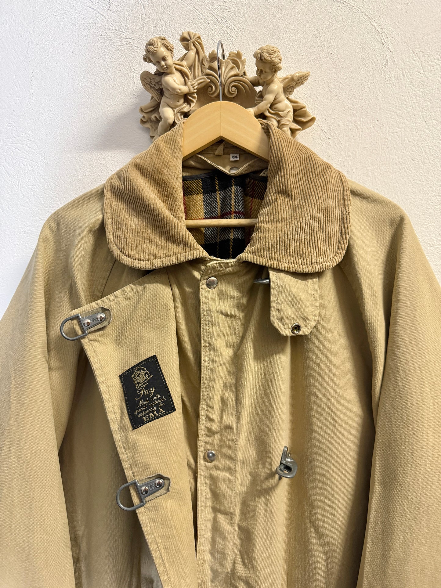 Vintage 90’s Fay Ema 4 Hooks “XL”