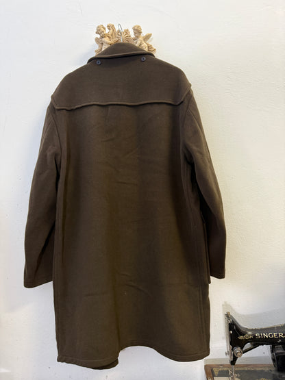 Vintage Montgomery Paul & Shark “XL”