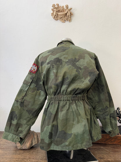 Vintage 90’s Serbian Army Jacket “L”