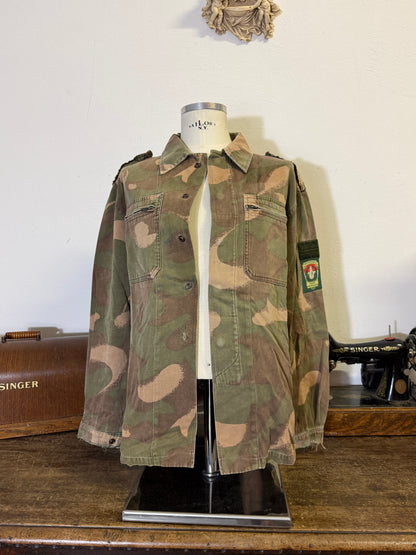 Vintage 90’s Hungarian Army Overshirt “XL”