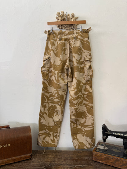 Vintage British Army Camo Cargo Pants “W30”