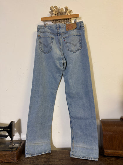 Vintage Levi’s 501 Made In USA “W35 L36”