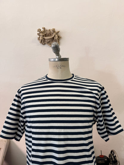 Navy T-Shirt “L”