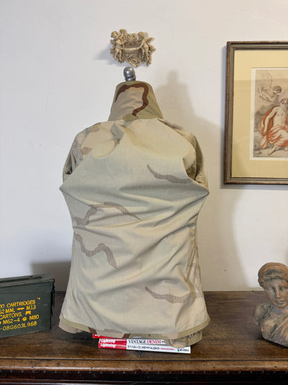 Vintage BDU Desert Camo Jacket Us Army “M”