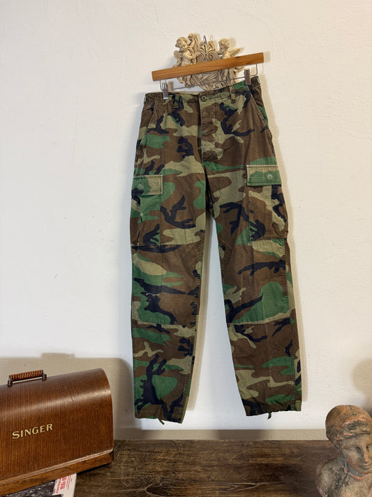 Vintage Woodland Camo Cargo Pants Us Army “W29”