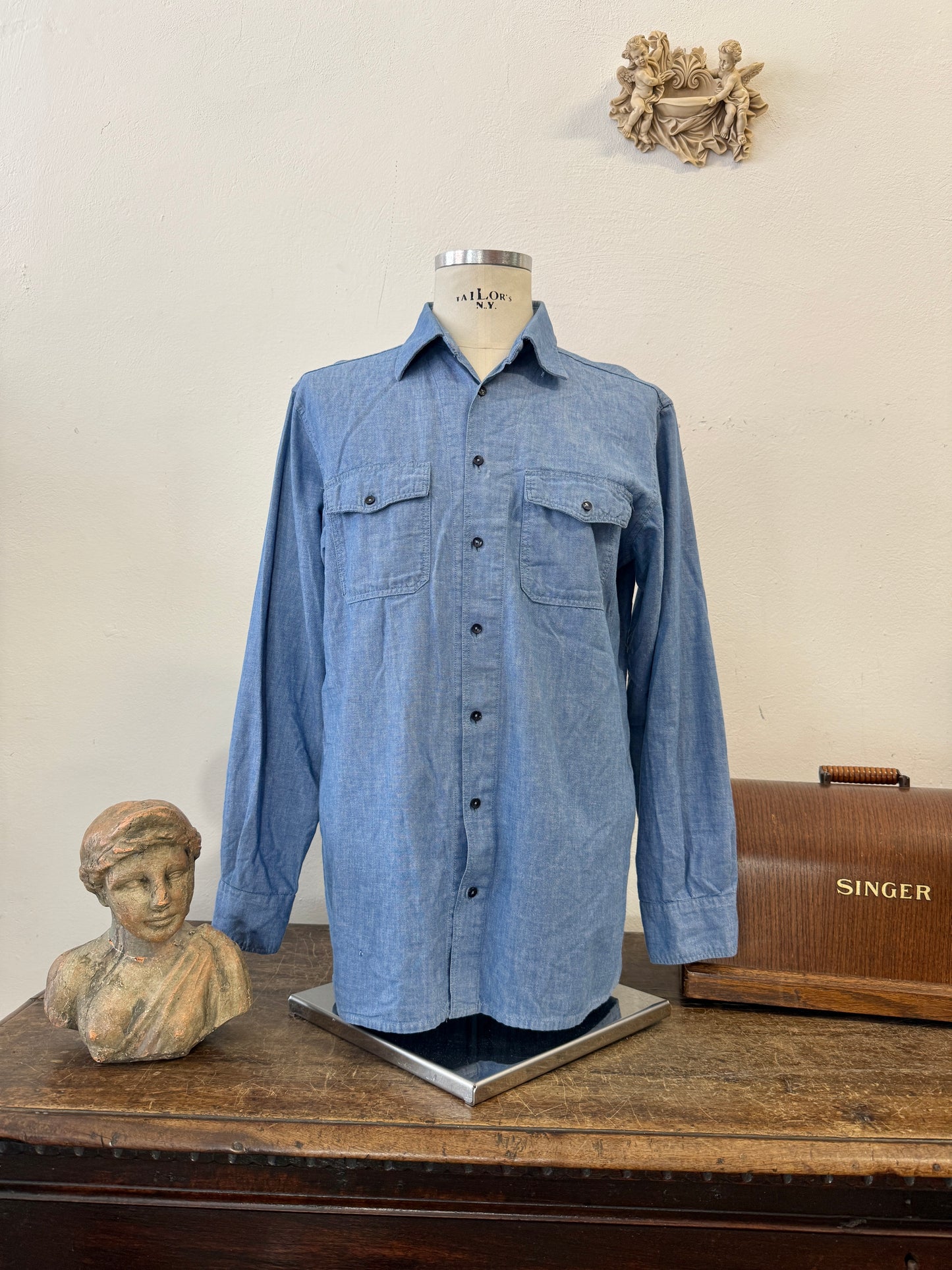 Vintage 90’s Italian Navy Shirt “L”