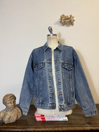 Vintage Levi’s Jacket “L/XL”