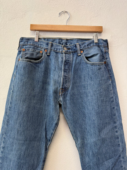 Vintage Levi’s 501 “W34 L30”