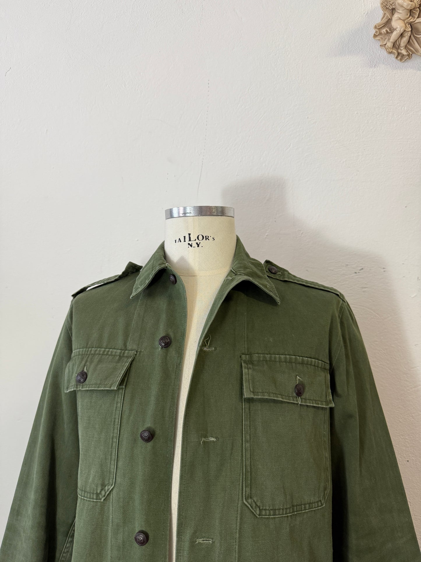 Vintage 80’s Hungarian Army Shirt “S/M”