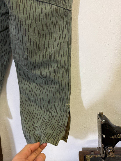 Vintage German Army Cargo Pants “W32”