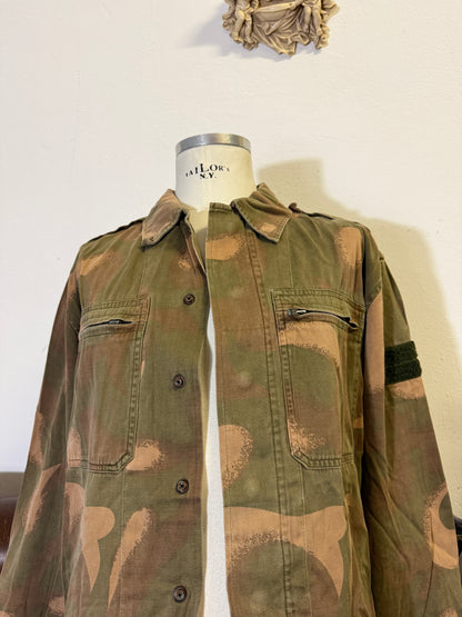 Vintage 90’s Hungarian Army Overshirt “L/XL”