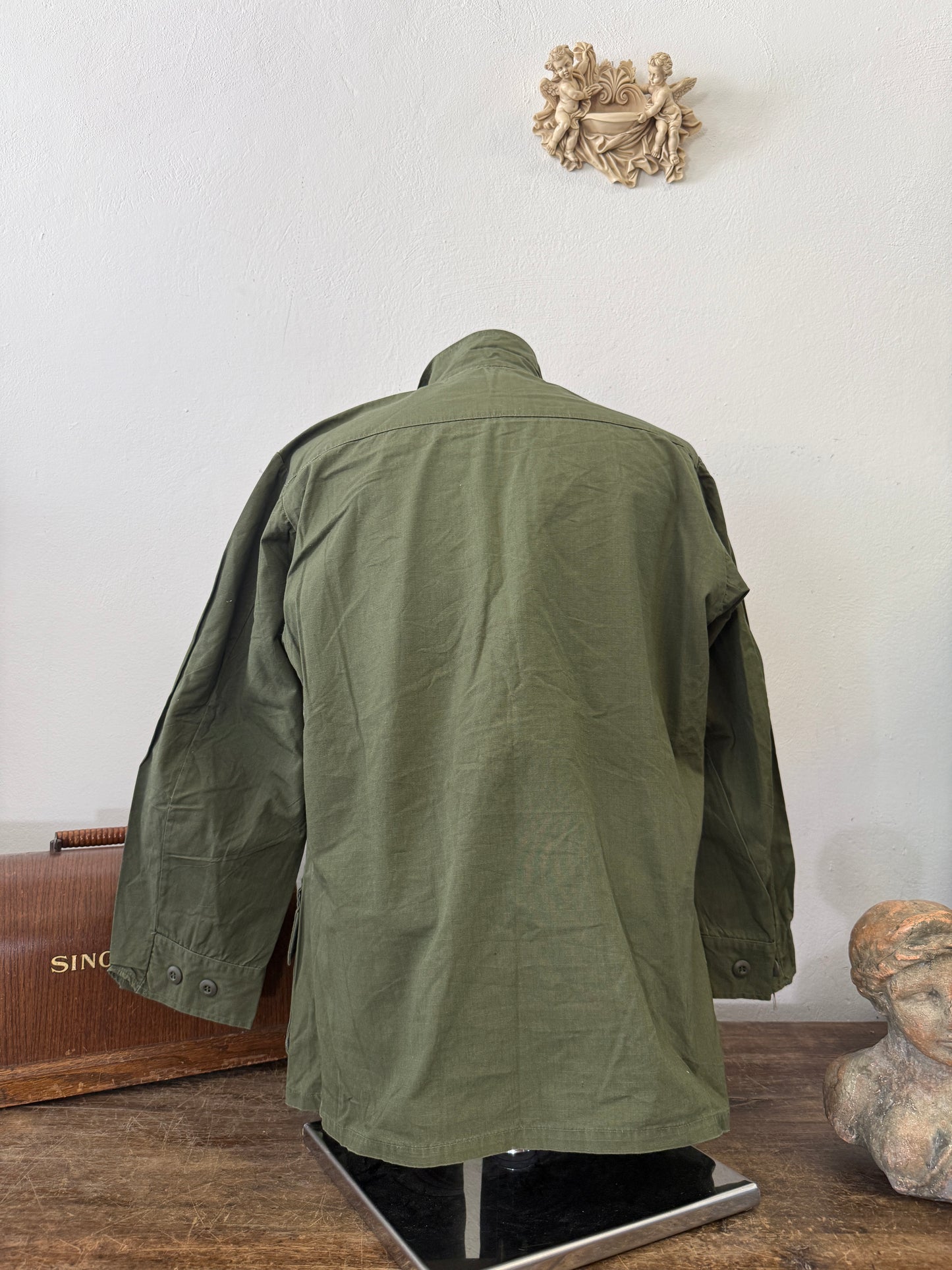 Vintage 60’s Jungle Jacket Us Army “M/L”