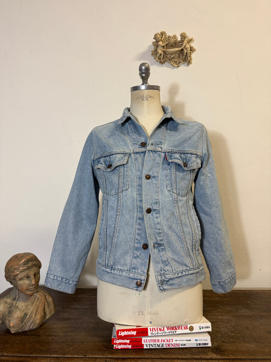 Vintage Levi’s Jacket “S”