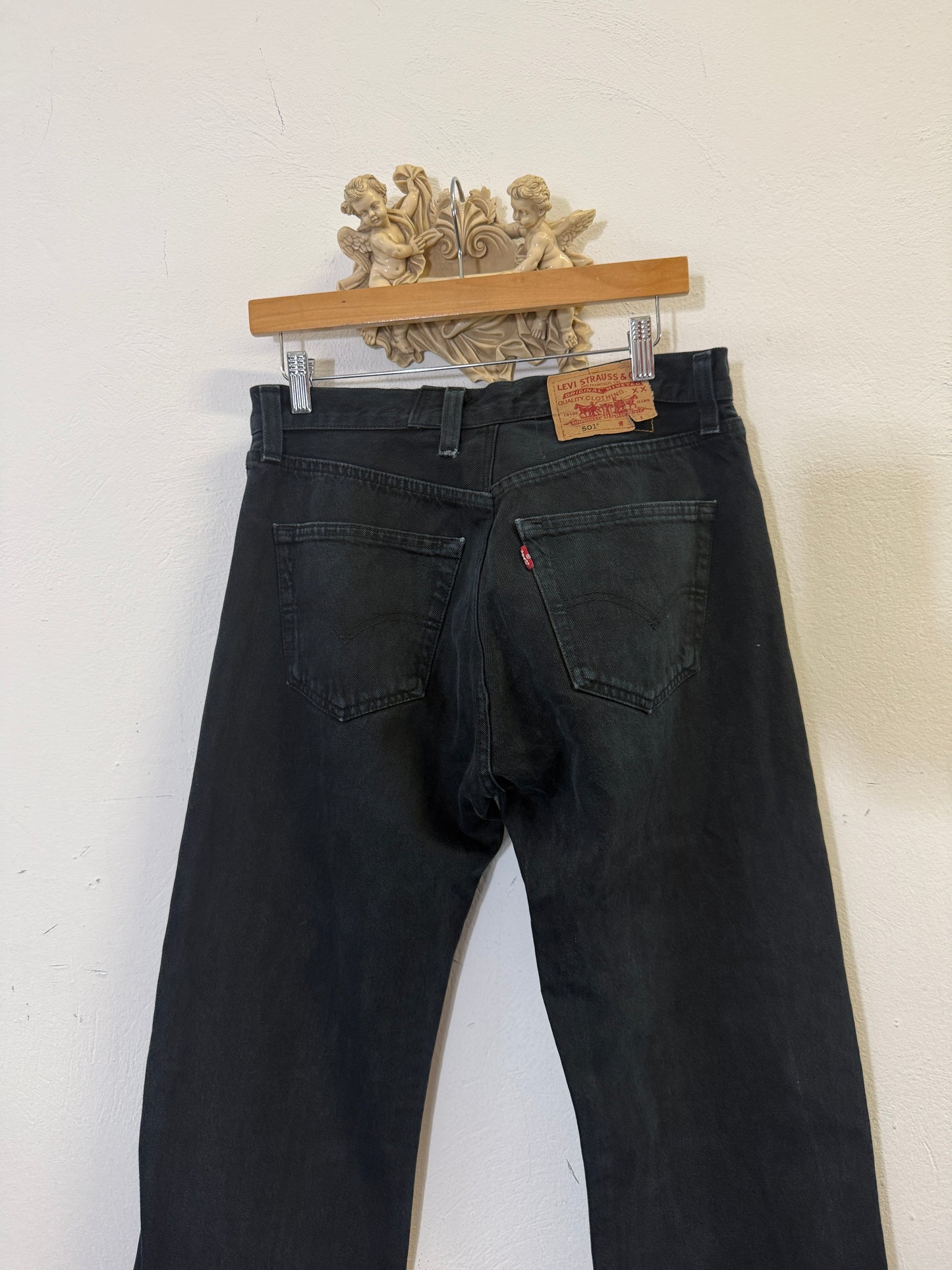 Vintage Levi’s 501 “W31 L34”