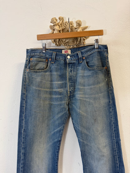 Vintage Levi’s 501 “W34 L30”
