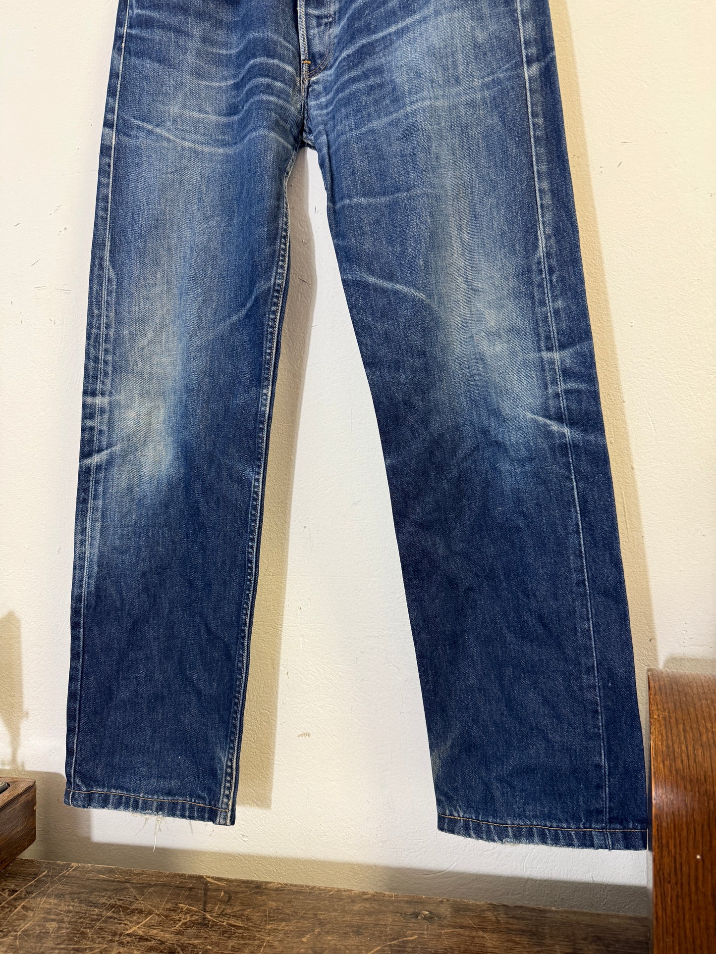 Vintage Levi’s 501 “W32 L32”