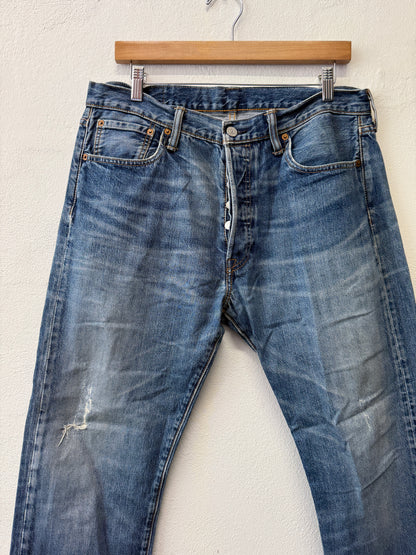 Vintage Levi’s 501 “W34 L30”