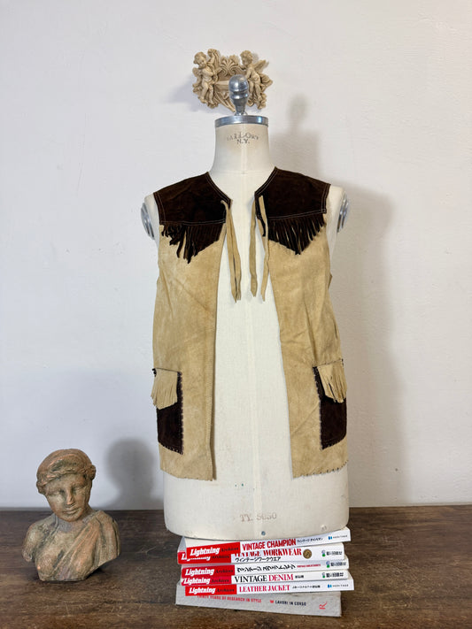 Vintage Western Suede Fringe Vest “XS/S”