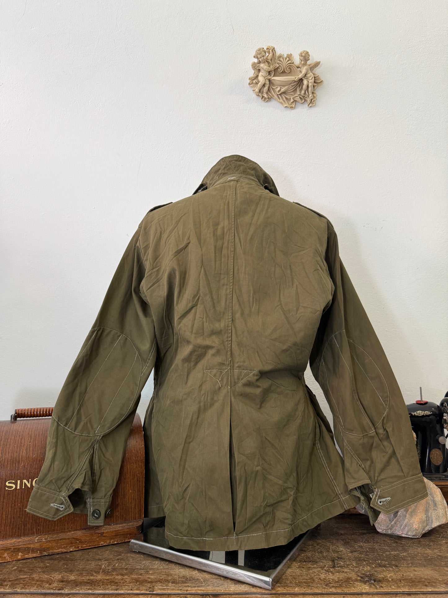 Vintage 80’s Italian Army Jacket “L”
