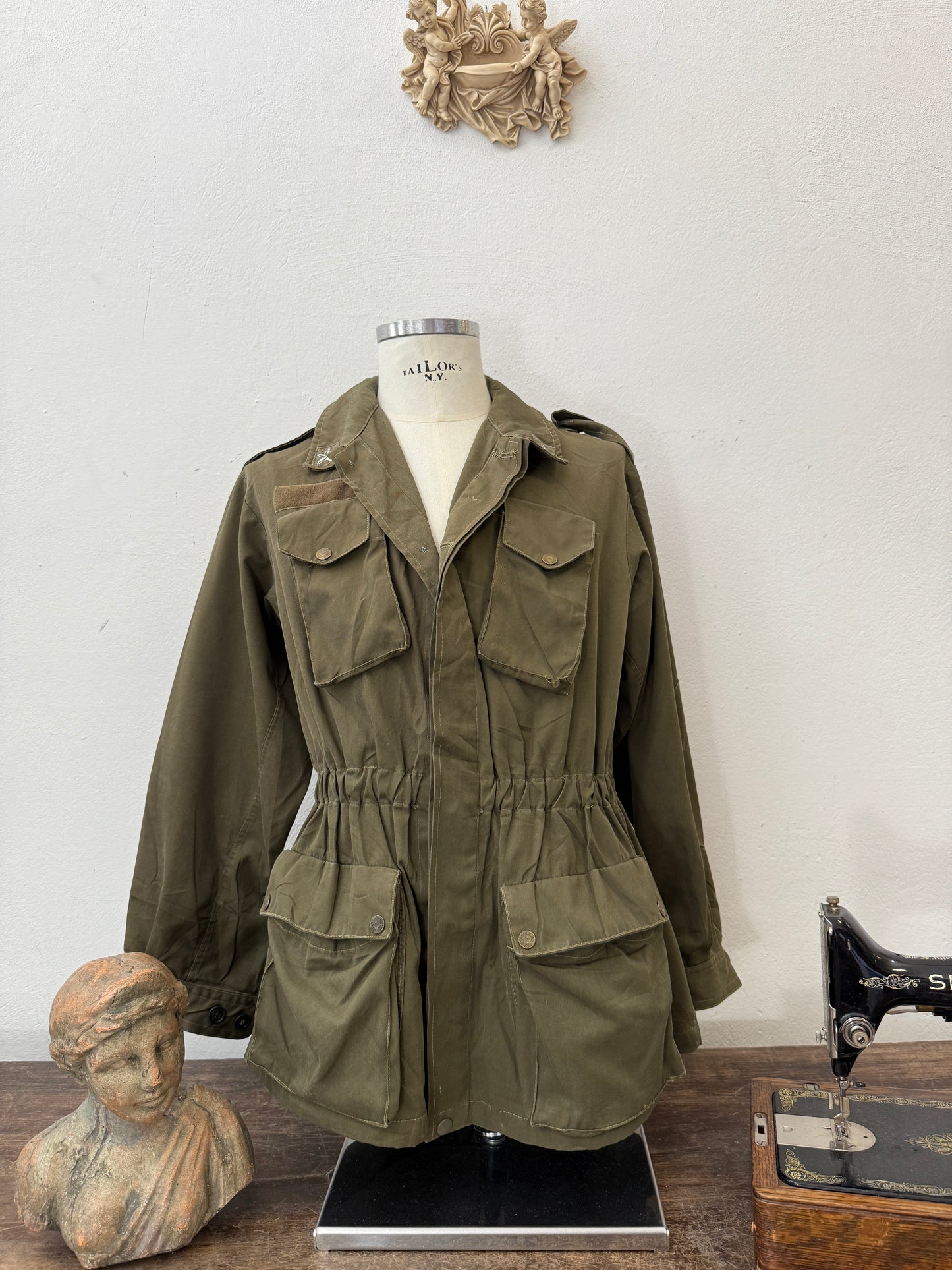 Vintage 80’s Italian Army Jacket “M”