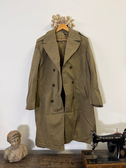 Vintage 80’s Italian Army Coat “L”