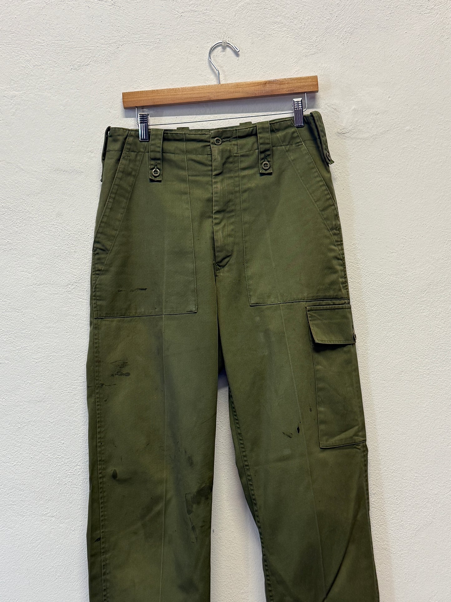 Vintage British Fatigue Army Pants “W31”