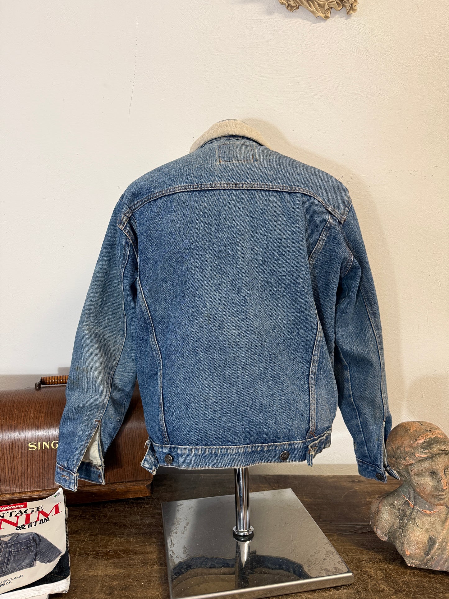 Vintage Levi’s Jacket “L”