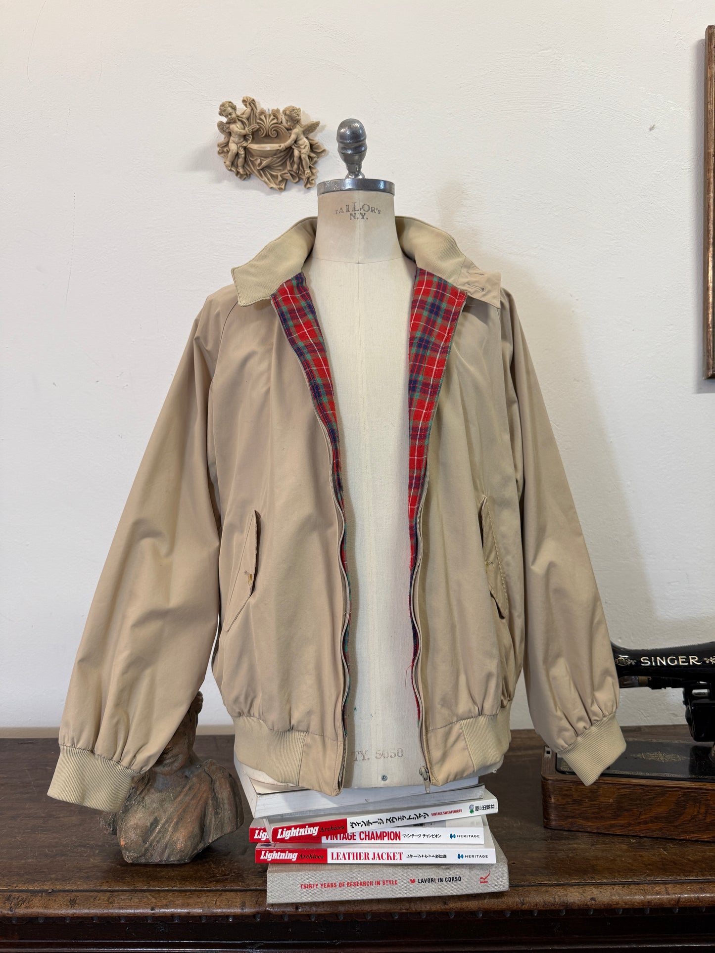 Vintage Baracuta G9 - Made in England “XL”