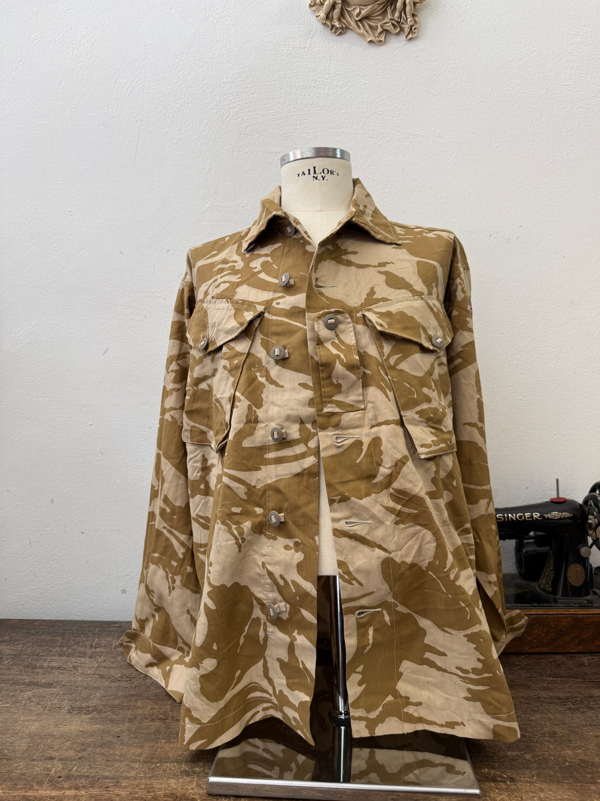 Vintage British Army Dpm Jacket “XL”
